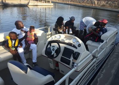 pontoon-durban-family-cruise