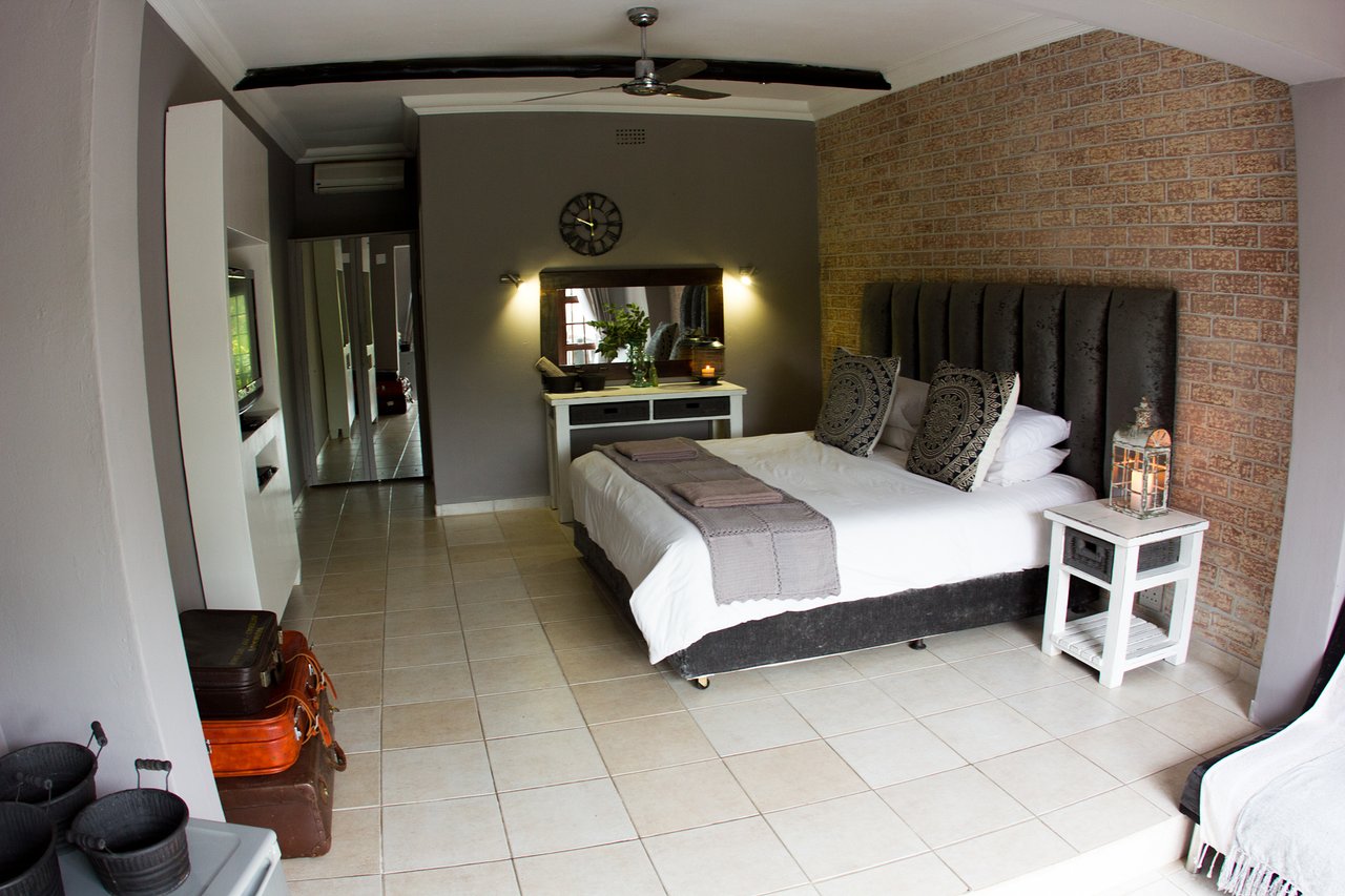umtamvuna-river-lodge-bed-room umtamvuna-river-lodge-bed-room